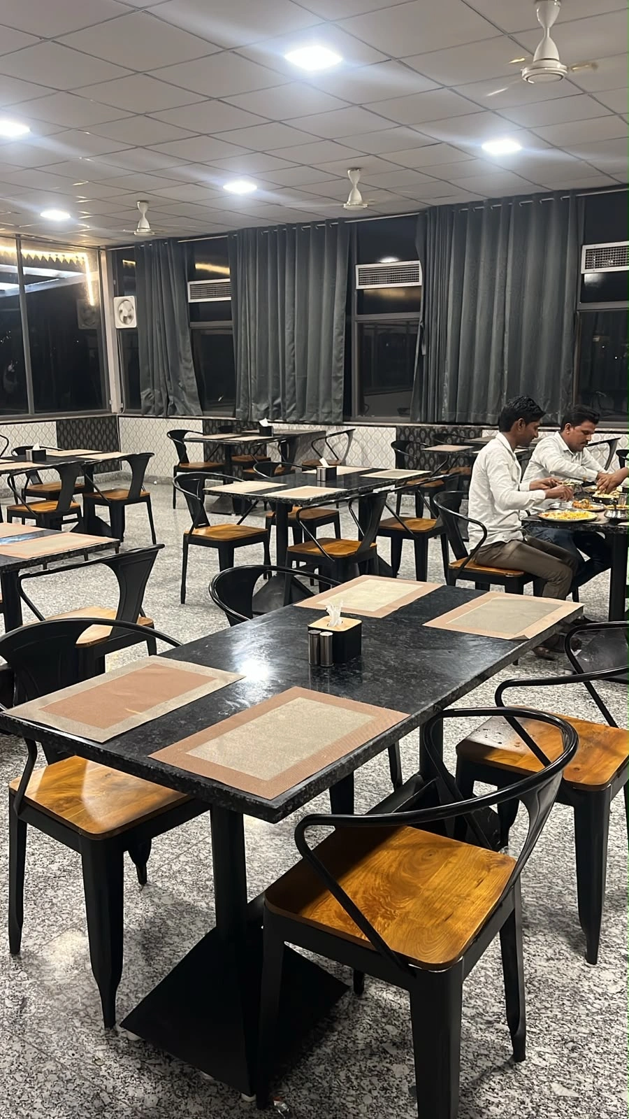 Spacious Family Dining Hall in Jadan